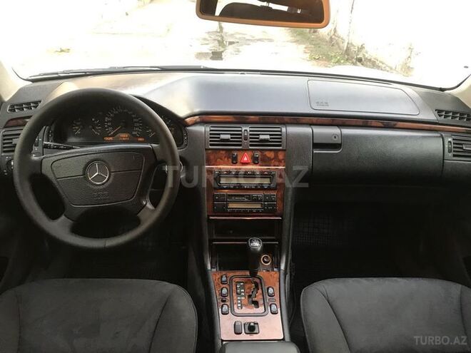Mercedes C 280 1999, 216,000 km - 2.8 л - İsmayıllı