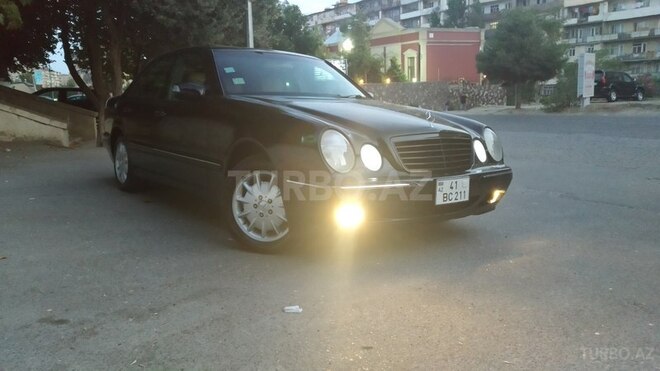 Mercedes E 320 2000, 235,000 km - 3.2 l - Bakı