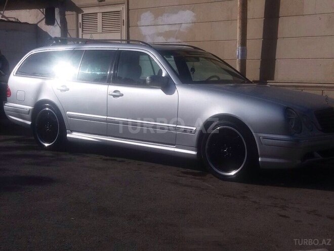 Mercedes E 240 2001, 127,000 km - 2.6 л - Bakı
