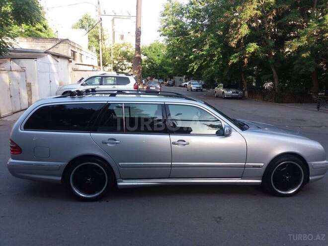 Mercedes E 240 2001, 127,000 km - 2.6 л - Bakı