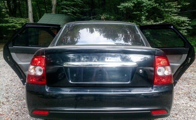LADA (VAZ) Priora 2008, 162,000 km - 1.6 л - Quba