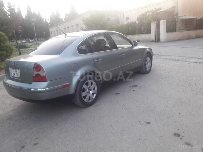 Volkswagen Passat 2004, 18,600 km - 1.8 l - Gəncə