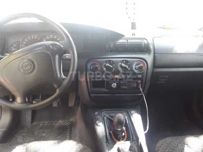 Opel Omega 1995, 250,000 km - 2.0 l - Bakı