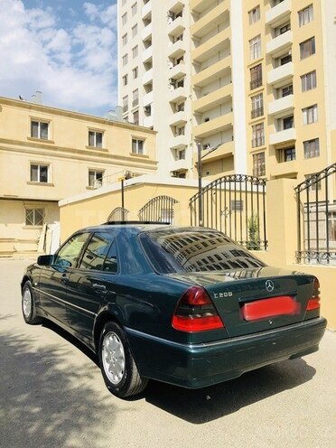 Mercedes C 200 1999, 163,457 km - 2.0 l - Bakı