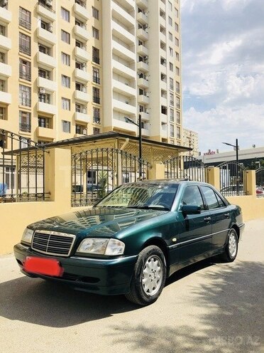 Mercedes C 200 1999, 163,457 km - 2.0 l - Bakı