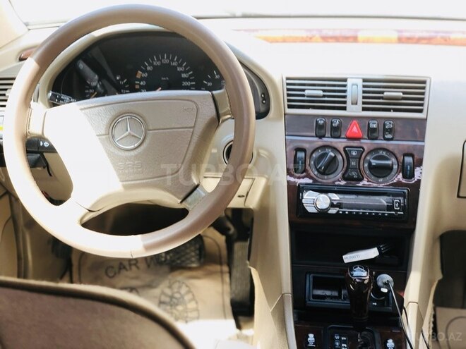 Mercedes C 200 1999, 163,457 km - 2.0 l - Bakı