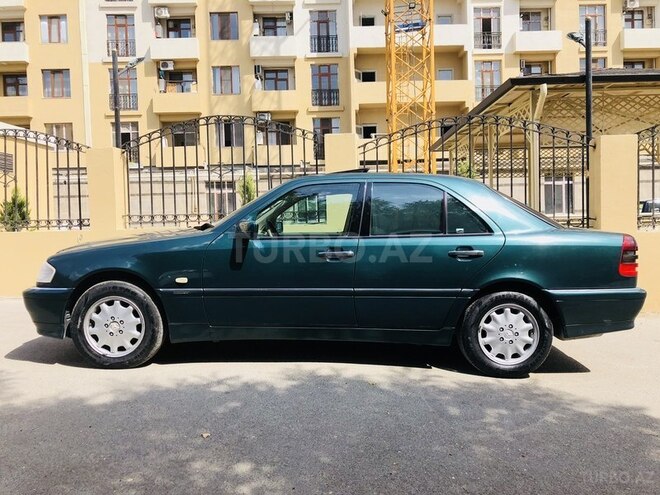 Mercedes C 200 1999, 163,457 km - 2.0 l - Bakı