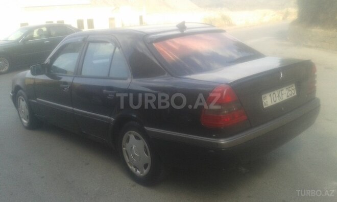 Mercedes C 200 1995, 320,000 km - 2.0 l - Bakı