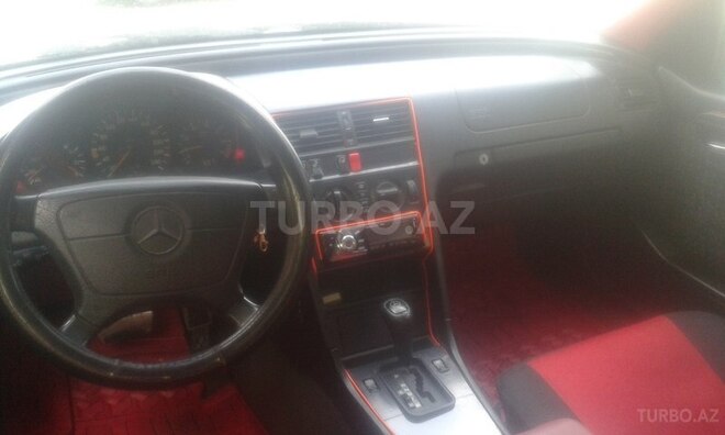 Mercedes C 200 1995, 320,000 km - 2.0 l - Bakı