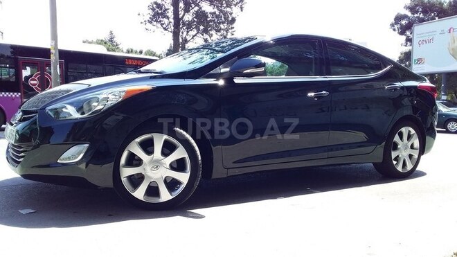 Hyundai Elantra 2013, 32,990 km - 1.8 л - Bakı