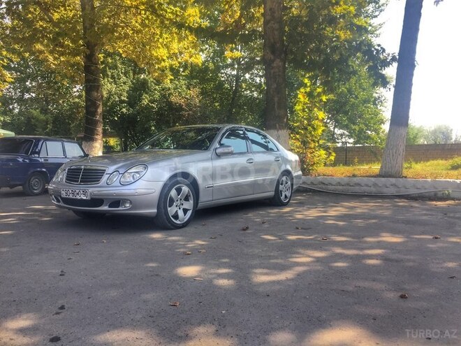 Mercedes E 240 2003, 244,320 km - 2.6 l - Ağdaş