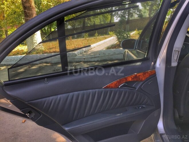 Mercedes E 240 2003, 244,320 km - 2.6 l - Ağdaş