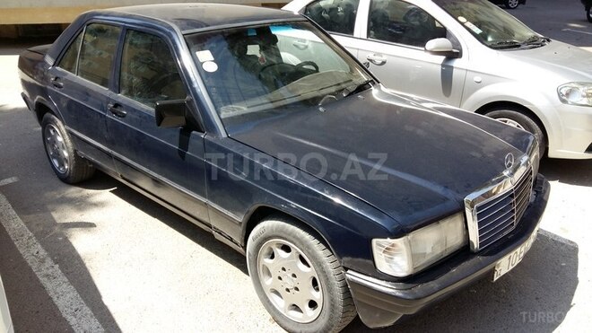 Mercedes 190 1988, 235,480 km - 2.0 л - Bakı
