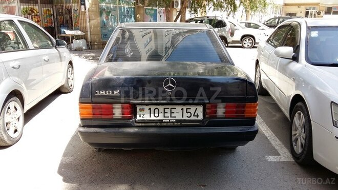 Mercedes 190 1988, 235,480 km - 2.0 л - Bakı
