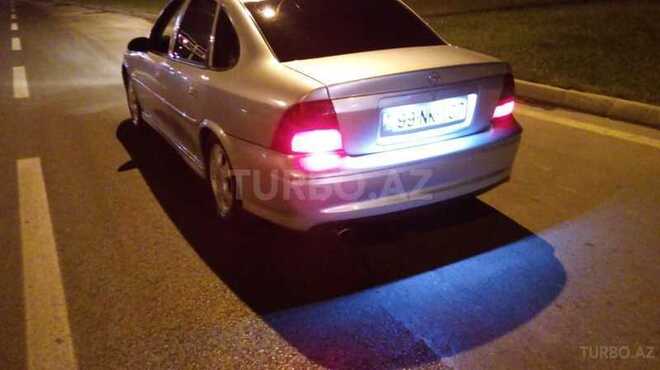 Opel Vectra 1999, 255,000 km - 2.0 l - Bakı