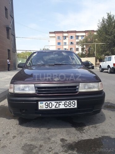 Opel Vectra 1992, 320,000 km - 1.8 l - Sumqayıt