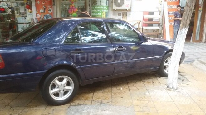 Mercedes C 230 1996, 275,000 km - 2.3 л - Bakı