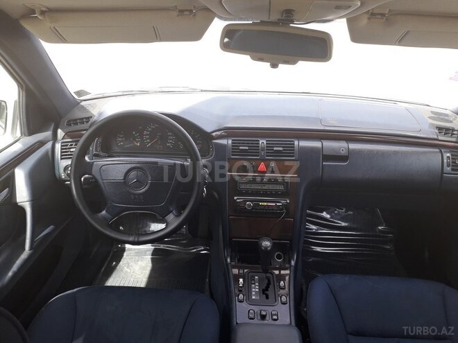 Mercedes E 280 1996, 237,168 km - 2.8 l - Sumqayıt