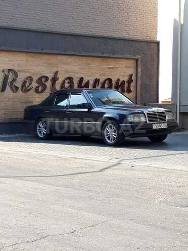 Mercedes E 230 1991, 323,000 km - 2.3 l - Bakı