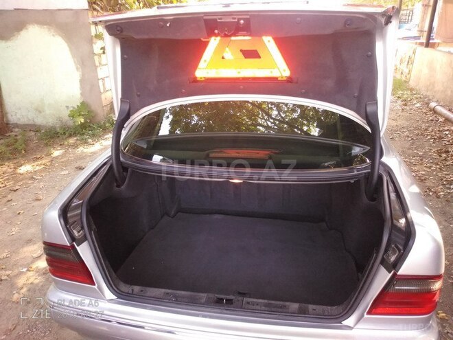 Mercedes E 240 2000, 222,000 km - 0.3 l - Ağstafa