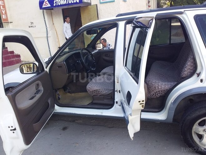 Kia Sportage 1999, 236,563 km - 2.0 l - Sumqayıt