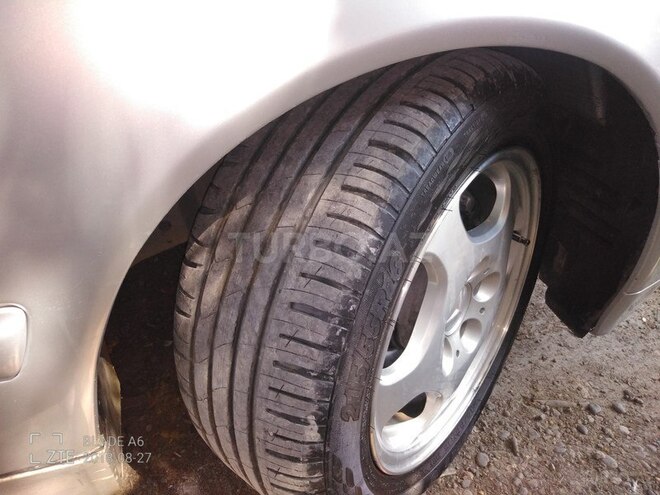 Mercedes E 240 2000, 222,000 km - 0.3 l - Ağstafa