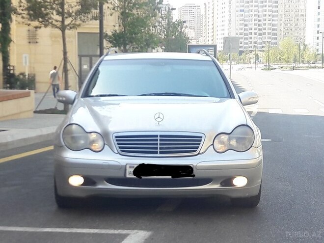 Mercedes C 220 2001, 410,000 km - 2.2 l - Bakı