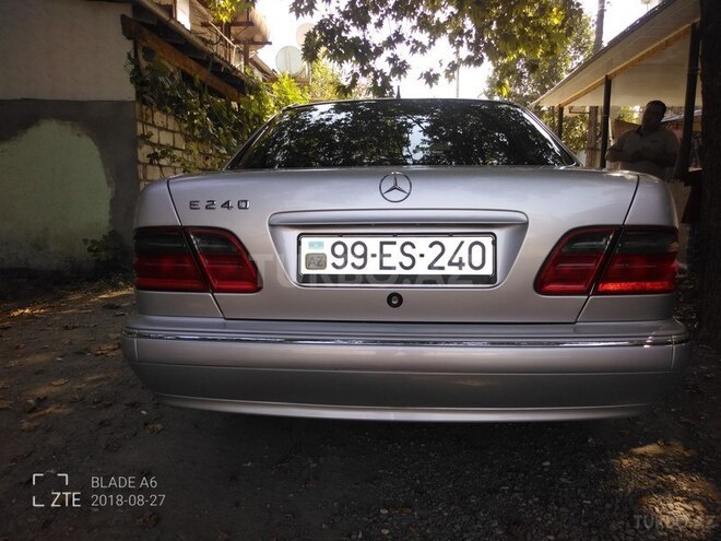 Mercedes E 240 2000, 222,000 km - 0.3 l - Ağstafa