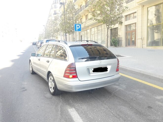 Mercedes C 220 2001, 410,000 km - 2.2 l - Bakı