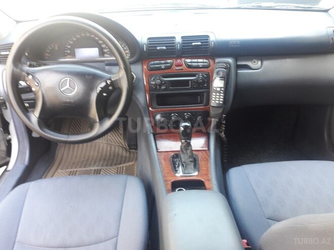 Mercedes C 220 2001, 410,000 km - 2.2 l - Bakı