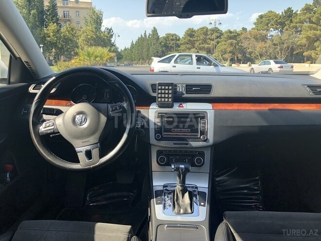 Volkswagen Passat 2010, 140,764 km - 1.8 l - Sumqayıt