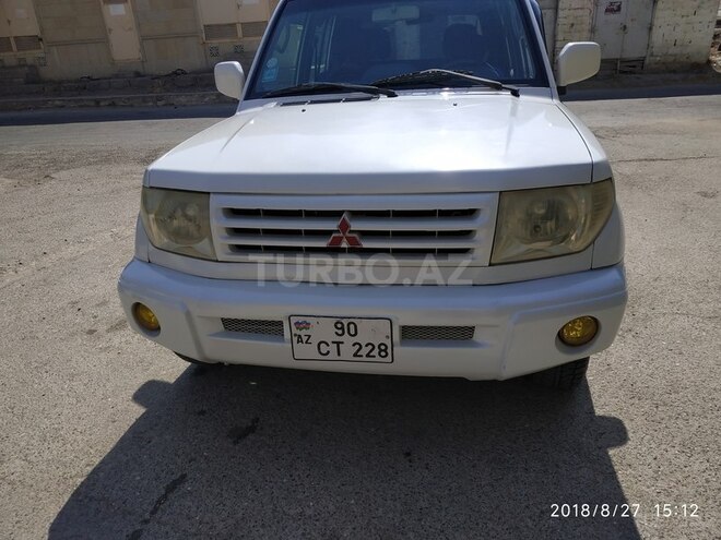 Mitsubishi Pajero io 1999, 300,000 km - 1.8 l - Bakı