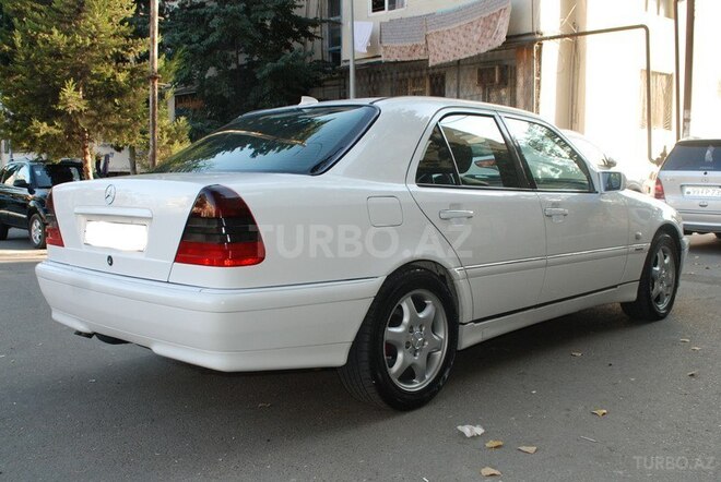 Mercedes C 240 1998, 183,000 km - 2.4 l - Bakı