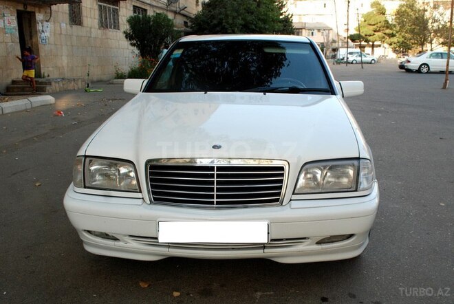 Mercedes C 240 1998, 183,000 km - 2.4 l - Bakı