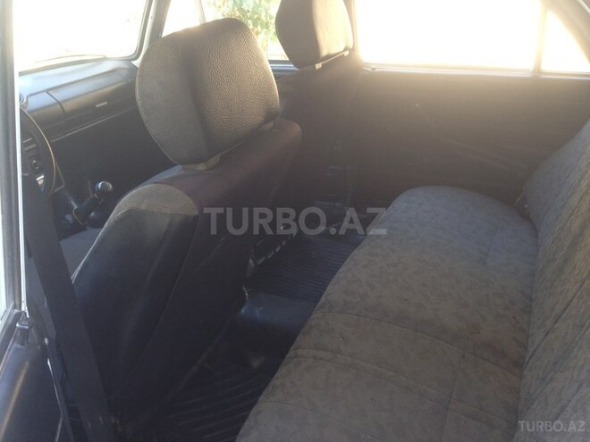 LADA (VAZ) 2106 2004, 279,500 km - 1.6 l - Salyan
