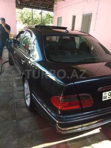 Mercedes E 280 2001, 296,929 km - 2.8 л - Bakı