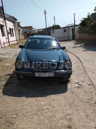 Mercedes E 280 2001, 296,929 km - 2.8 л - Bakı