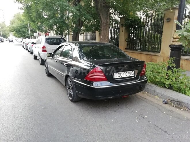 Mercedes C 240 2000, 268,000 km - 0.3 л - Bakı