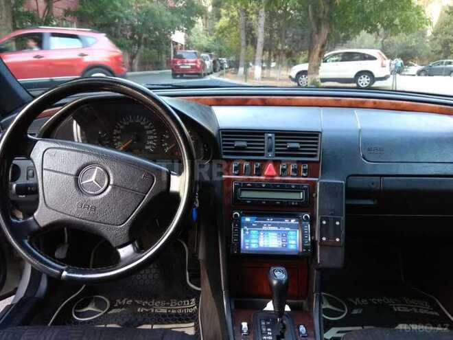 Mercedes C 240 1999, 263,000 km - 2.4 л - Bakı