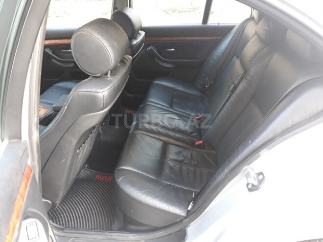 BMW 523 1998, 276,899 km - 2.5 l - Bakı