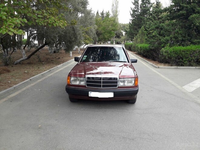 Mercedes 190 1990, 320,000 km - 2.0 л - Sumqayıt