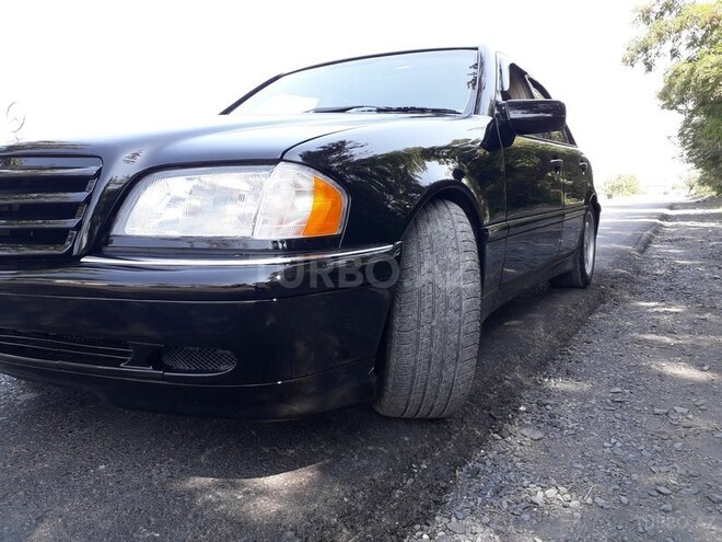 Mercedes C 280 1998, 242,000 km - 2.8 л - Zaqatala