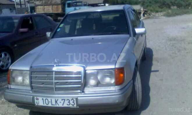 Mercedes E 200 1992, 360,000 km - 2.0 l - Bakı