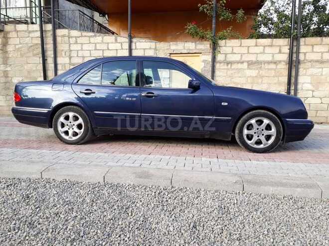 Mercedes E 240 1999, 230,000 km - 2.4 l - Şəmkir