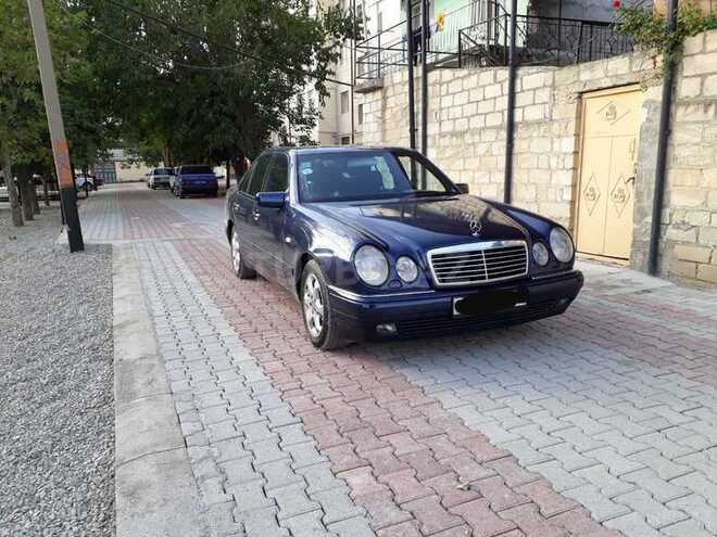 Mercedes E 240 1999, 230,000 km - 2.4 l - Şəmkir