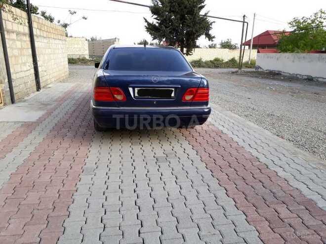 Mercedes E 240 1999, 230,000 km - 2.4 l - Şəmkir
