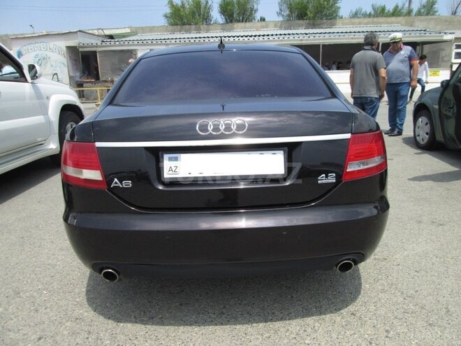 Audi A6 2005, 221,000 km - 4.2 л - Bakı