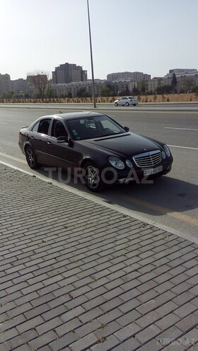 Mercedes E 220 2007, 300,000 km - 2.2 л - Bakı