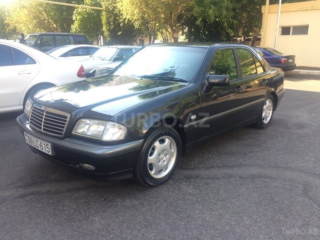 Mercedes C 180 2000, 290,000 km - 1.8 l - Bakı