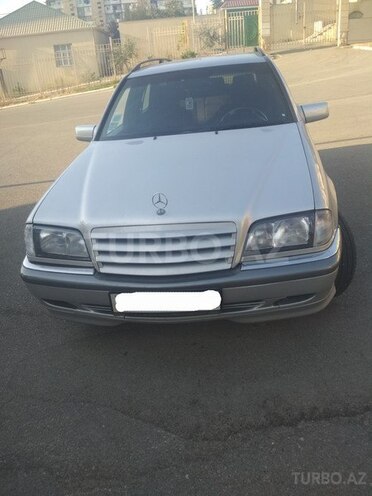 Mercedes C 220 1998, 322,070 km - 2.2 l - Bakı
